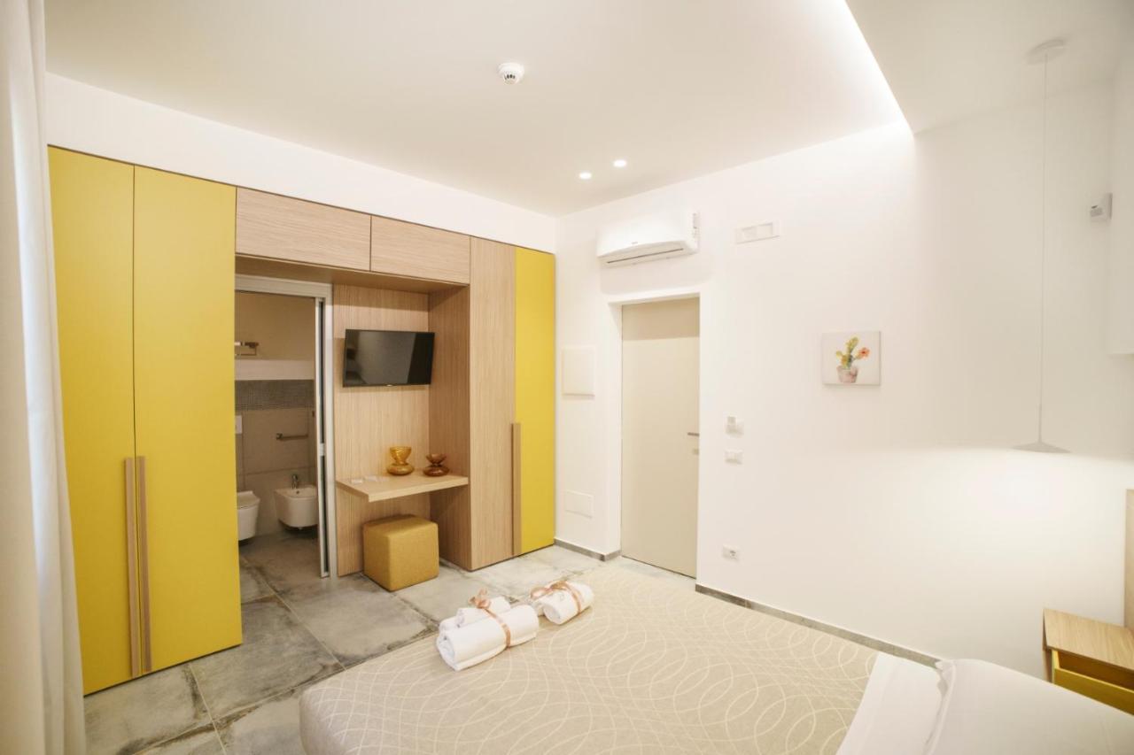 Oasi Del Golfo Suites B&B Кастеламаре дел Голфо Екстериор снимка