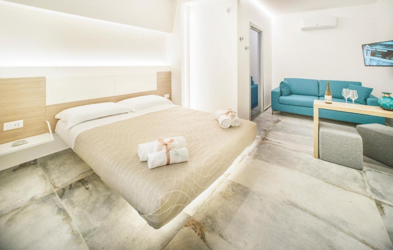 Oasi Del Golfo Suites B&B Кастеламаре дел Голфо Екстериор снимка